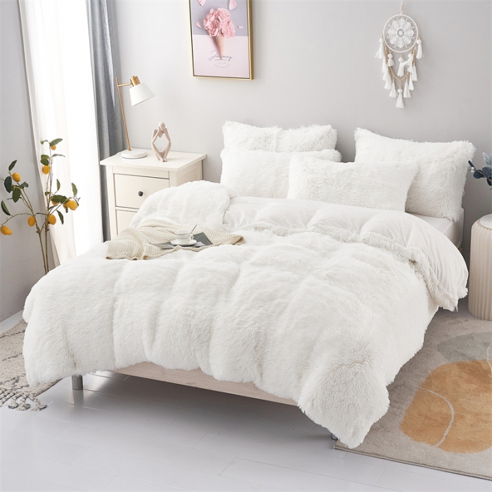 91家纺网 家纺一手货源 找家纺 品尚嘉家纺2025新款纯色水貂绒四件套长毛绒保暖套件 白色