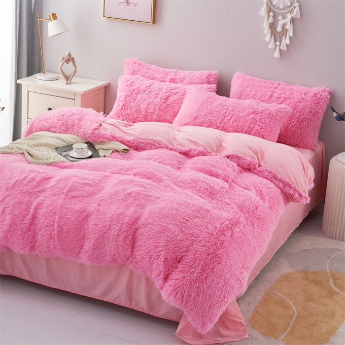 91家纺网 家纺一手货源 找家纺 品尚嘉家纺2025新款纯色水貂绒四件套长毛绒保暖套件 粉色