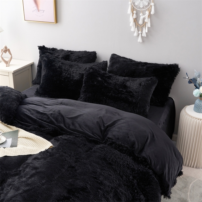 91家纺网 家纺一手货源 找家纺 品尚嘉家纺2025新款纯色水貂绒四件套长毛绒保暖套件 黑色