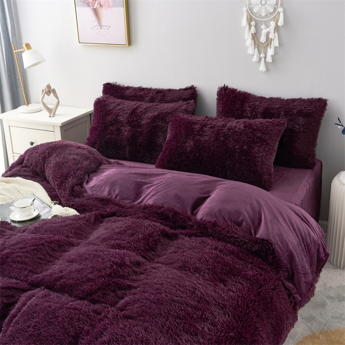 91家纺网 家纺一手货源 找家纺 品尚嘉家纺2023新款纯色水貂绒四件套长毛绒保暖套件 枣红