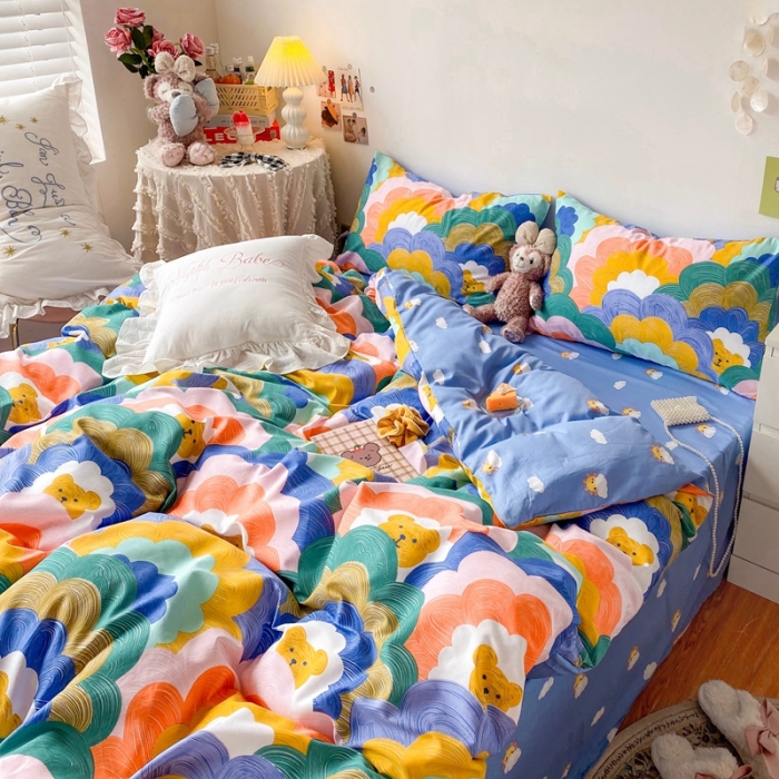 91家纺网 家纺一手货源 找家纺 顾里40支13372奶油系精梳全棉四季款四件套 油画小熊