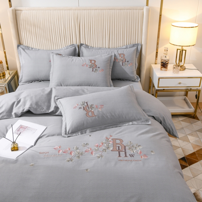 91家纺网 家纺一手货源 找家纺 百花王 2021新款全棉绣花刺绣四件套 浅灰