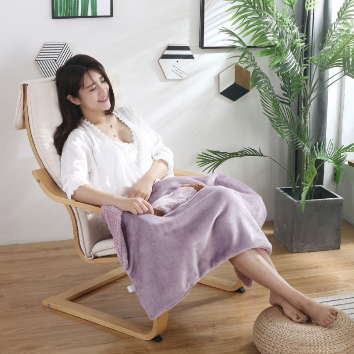 91家纺网 家纺一手货源 找家纺 暖居家纺2021新款多功能暖手护膝毯 优雅粉