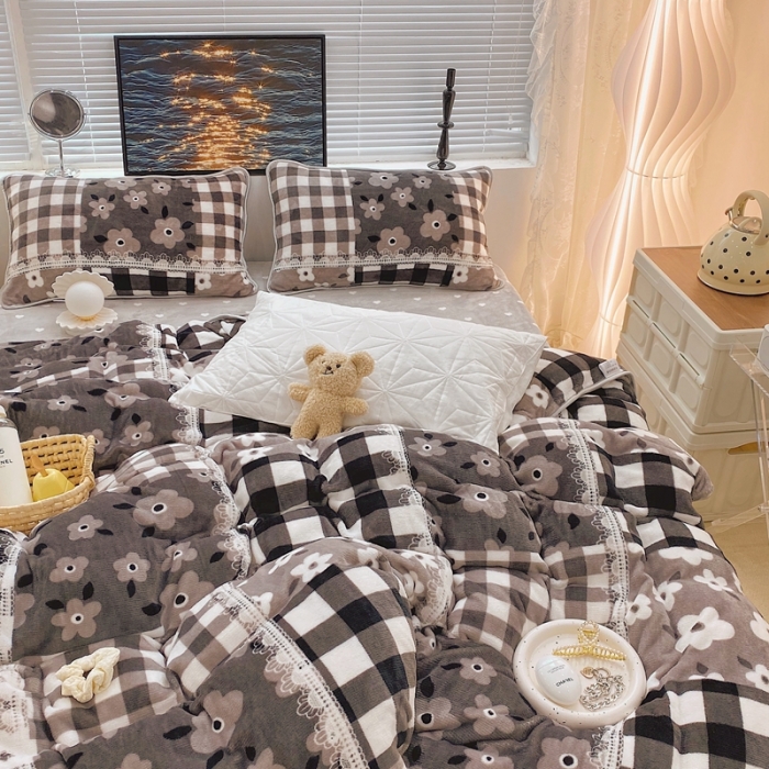 91家纺网 家纺一手货源 找家纺 顾里家纺2021新款ins韩国高端保暖牛奶绒四件套格子碎花