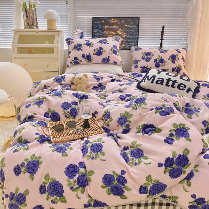 91家纺网 家纺一手货源 找家纺 顾里家纺2021新款ins韩国高端保暖牛奶绒四件套韩国紫花