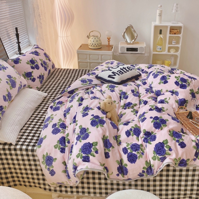 91家纺网 家纺一手货源 找家纺 顾里家纺2021新款ins韩国高端保暖牛奶绒四件套韩国紫花