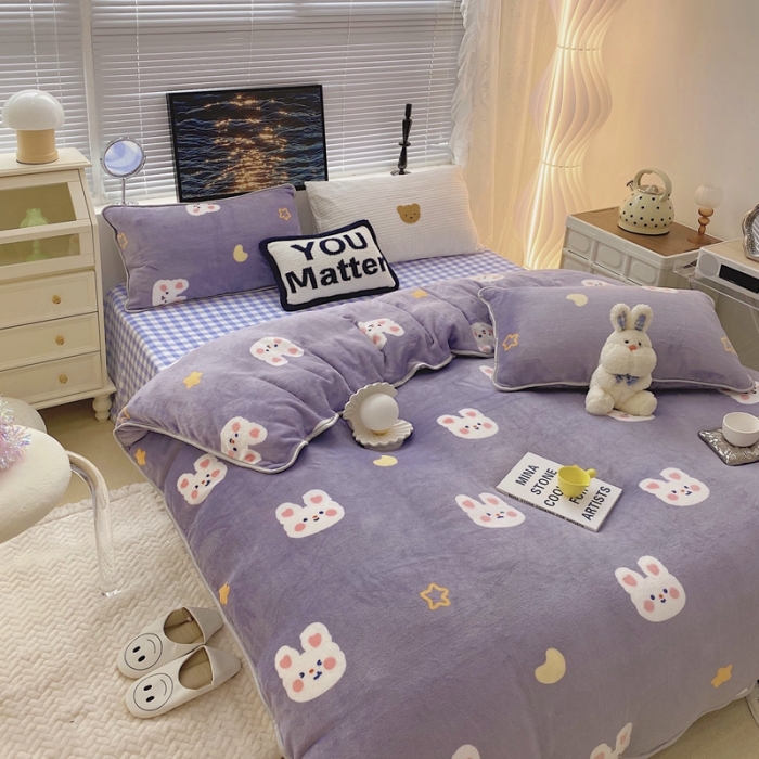 91家纺网 家纺一手货源 找家纺 顾里家纺2021新款ins韩国高端保暖牛奶绒四件套月亮兔兔