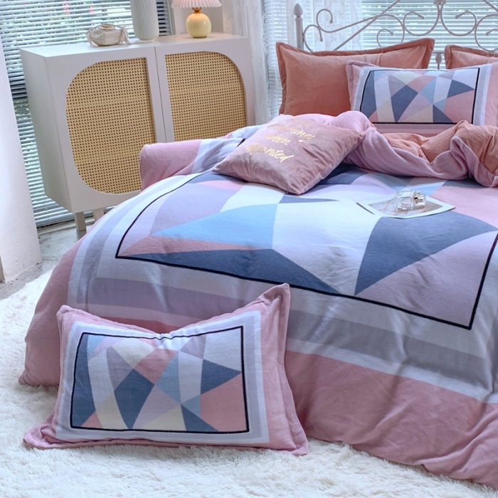 91家纺网 家纺一手货源 找家纺 青竹苑 2021新款宝宝绒大版数码印花四件套 宝格利