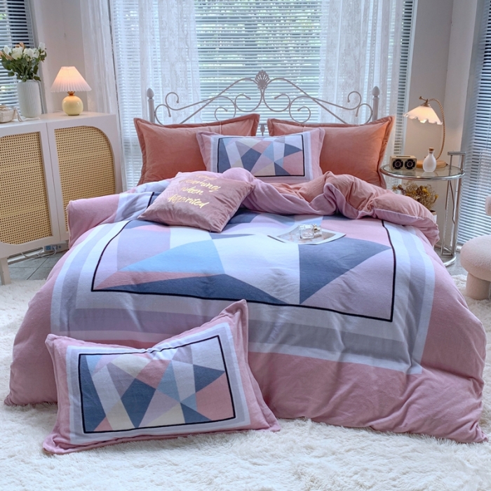 91家纺网 家纺一手货源 找家纺 青竹苑 2021新款宝宝绒大版数码印花四件套 宝格利