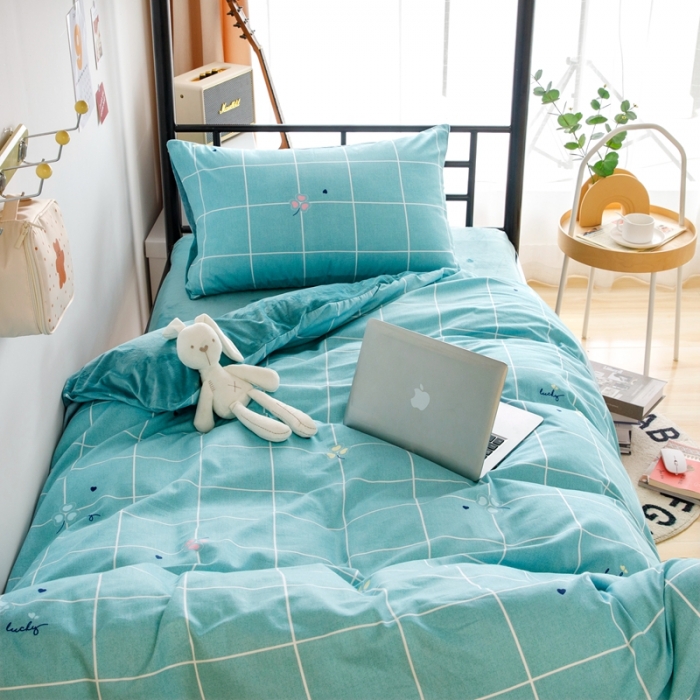 91家纺网 家纺一手货源 找家纺 鑫宇 2022新款棉加绒学生三件套 浮华之城-绿