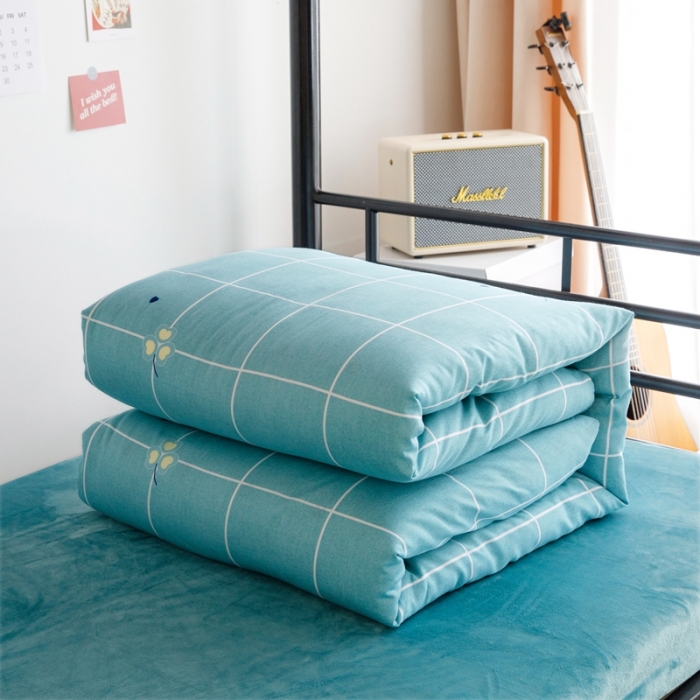 91家纺网 家纺一手货源 找家纺 鑫宇 2022新款棉加绒学生三件套 浮华之城-绿