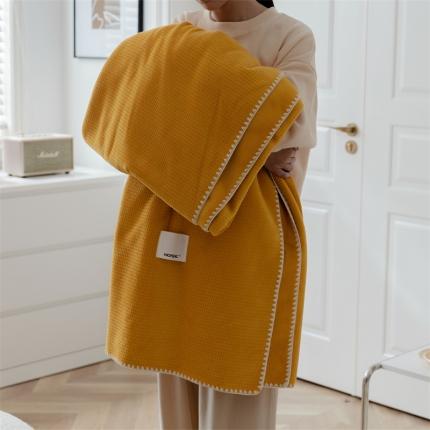 北欧良品 牛奶绒双层复合毯华夫格毛毯绒毯休闲盖毯多功能 明黄