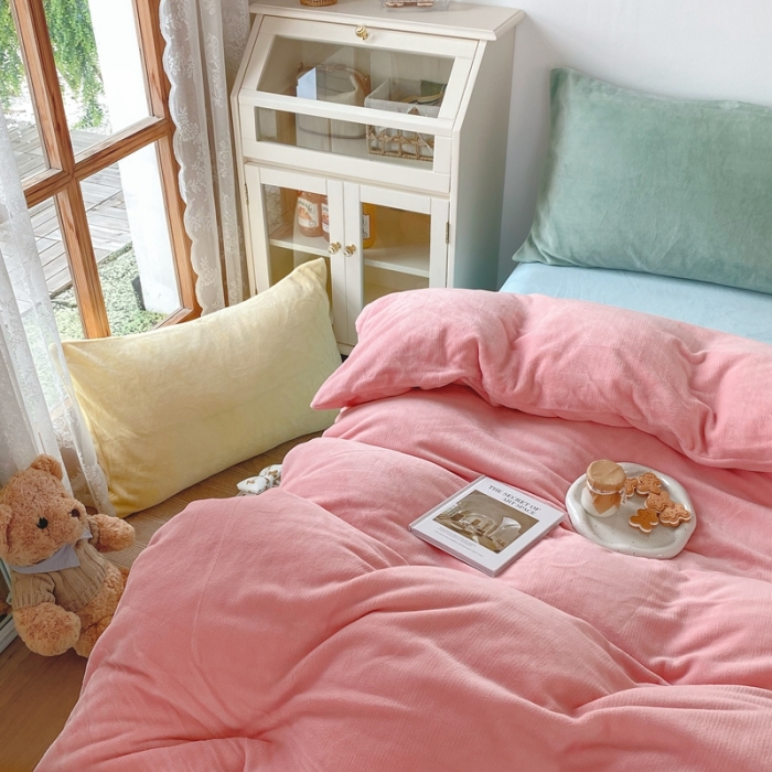 91家纺网 家纺一手货源 找家纺 （总）星期八 2021新款马卡龙牛奶绒四件套