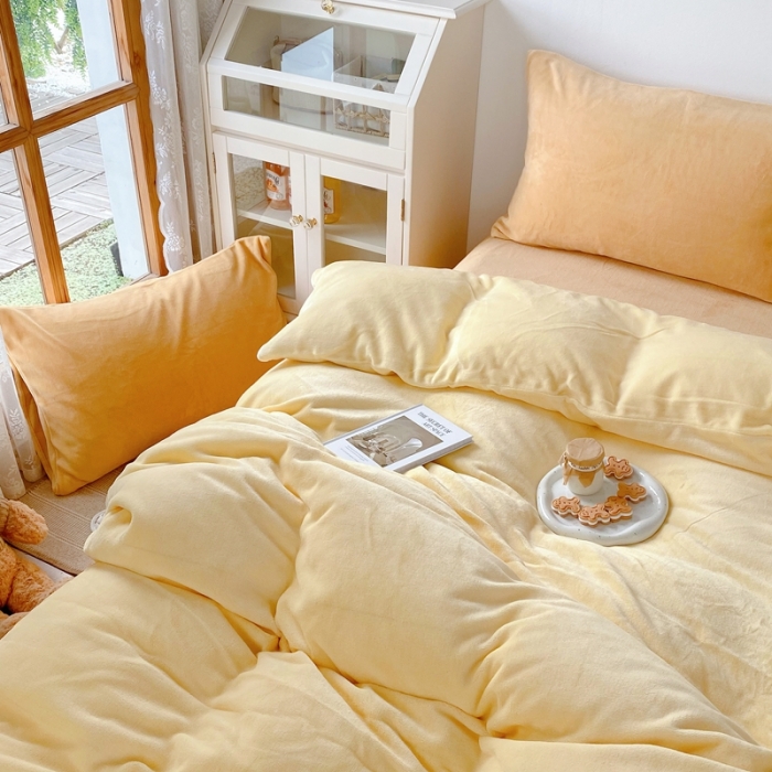 91家纺网 家纺一手货源 找家纺 星期八 2021新款马卡龙牛奶绒四件套 黄-姜黄