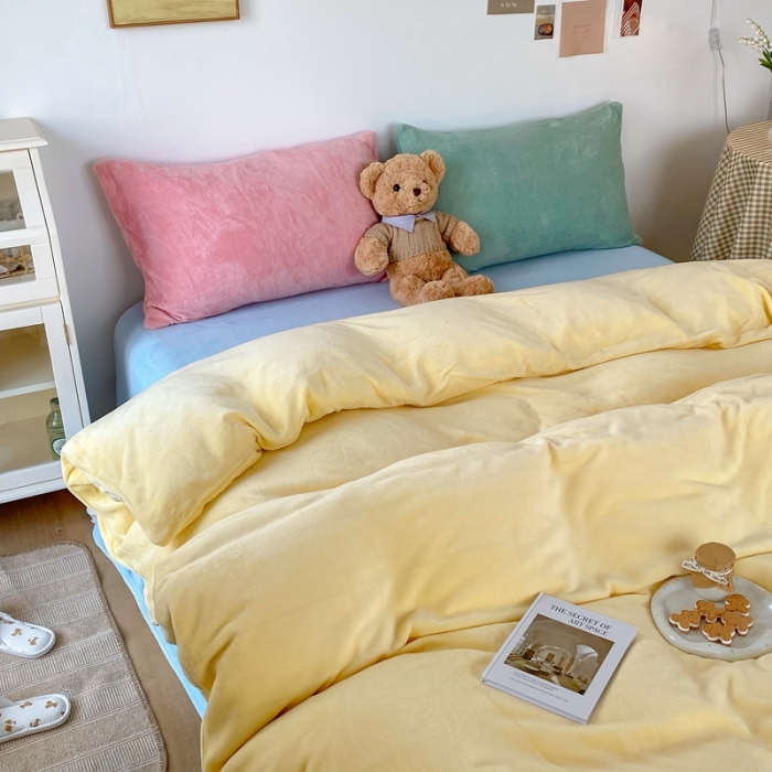 91家纺网 家纺一手货源 找家纺 星期八 2021新款马卡龙牛奶绒四件套 黄-蓝