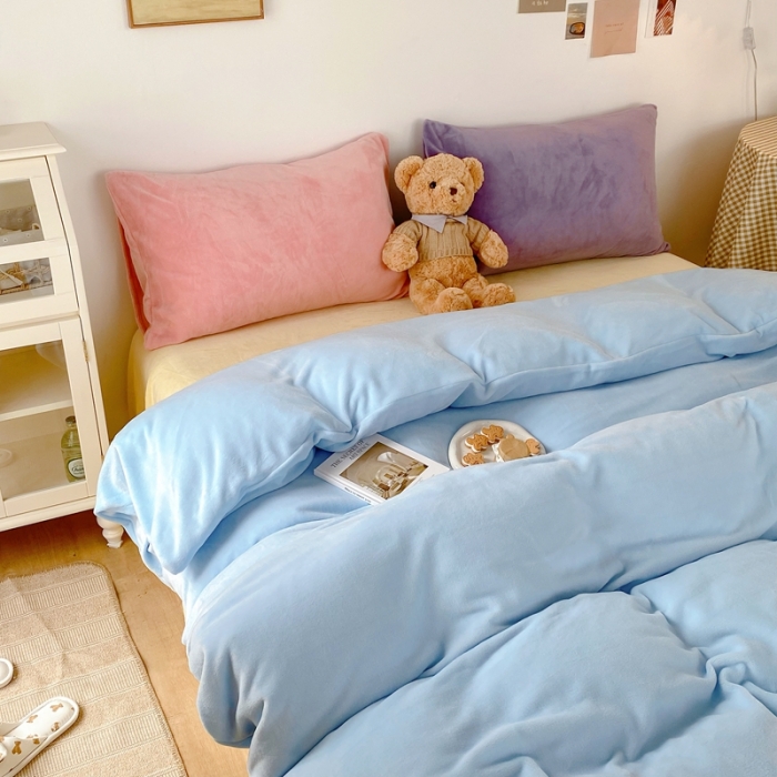 91家纺网 家纺一手货源 找家纺 星期八 2021新款马卡龙牛奶绒四件套 蓝-黄