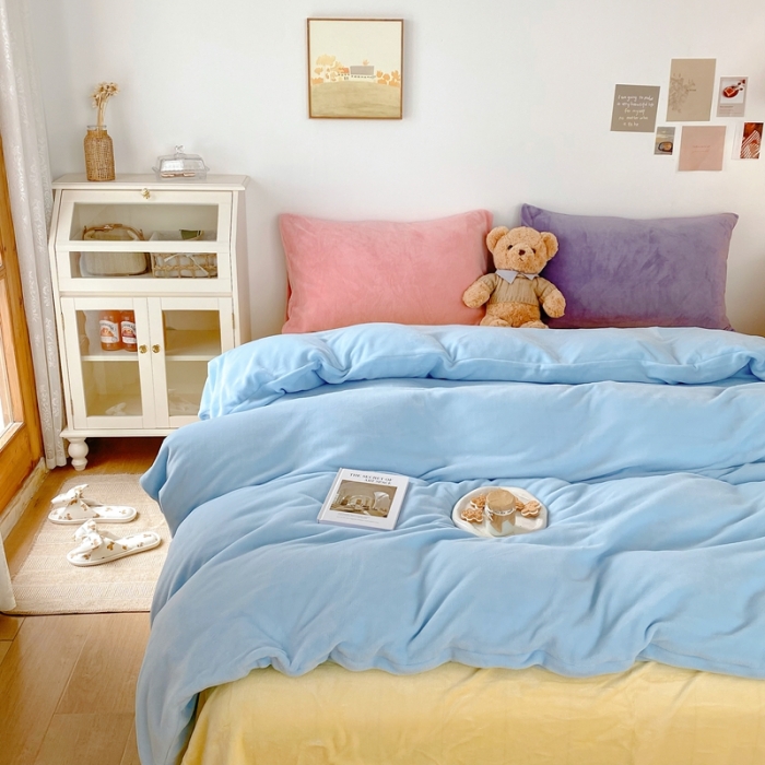 91家纺网 家纺一手货源 找家纺 星期八 2021新款马卡龙牛奶绒四件套 蓝-黄