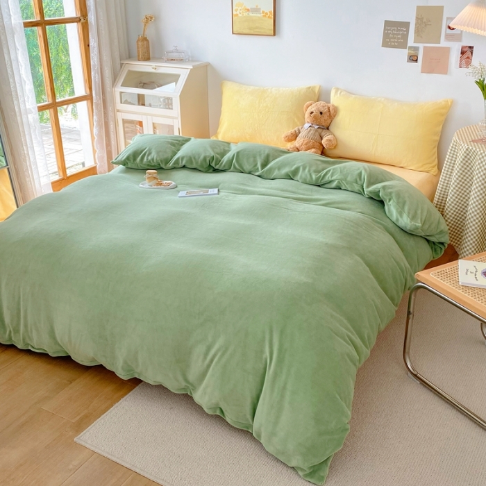 91家纺网 家纺一手货源 找家纺 星期八 2021新款马卡龙牛奶绒四件套 绿-黄