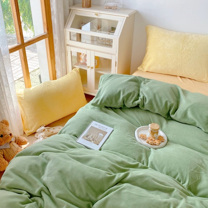 91家纺网 家纺一手货源 找家纺 星期八 2021新款马卡龙牛奶绒四件套 绿-黄