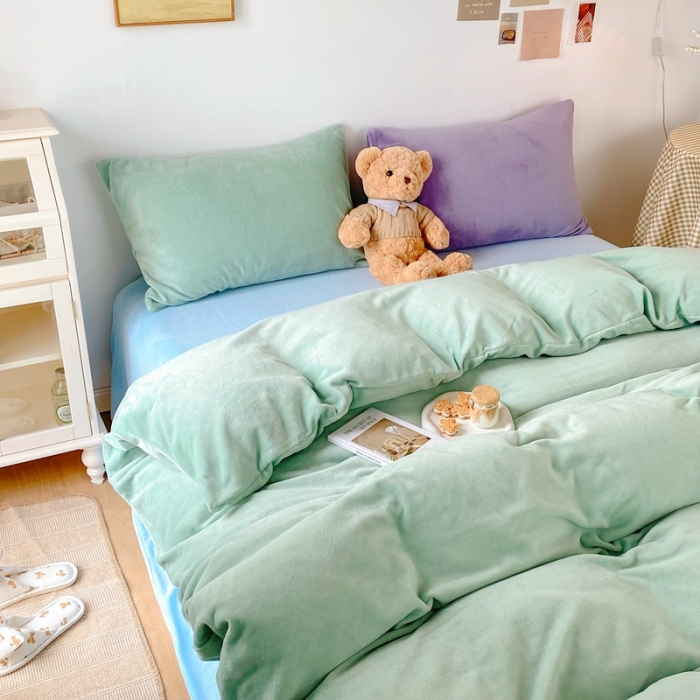 91家纺网 家纺一手货源 找家纺 星期八 2021新款马卡龙牛奶绒四件套 绿-蓝