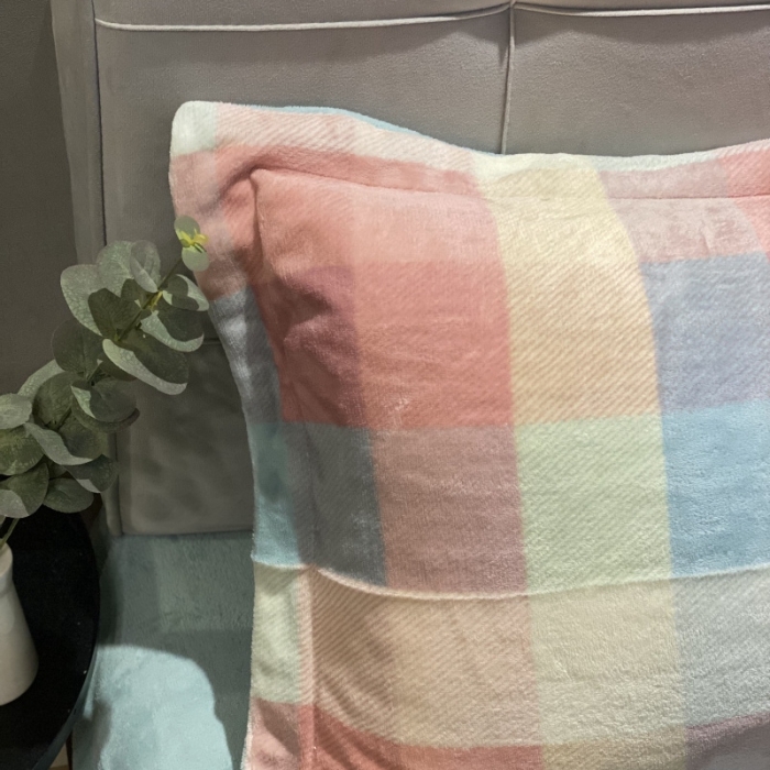 91家纺网 家纺一手货源 找家纺 棉生活 2021新款小清新牛奶绒四件套 布丁格粉