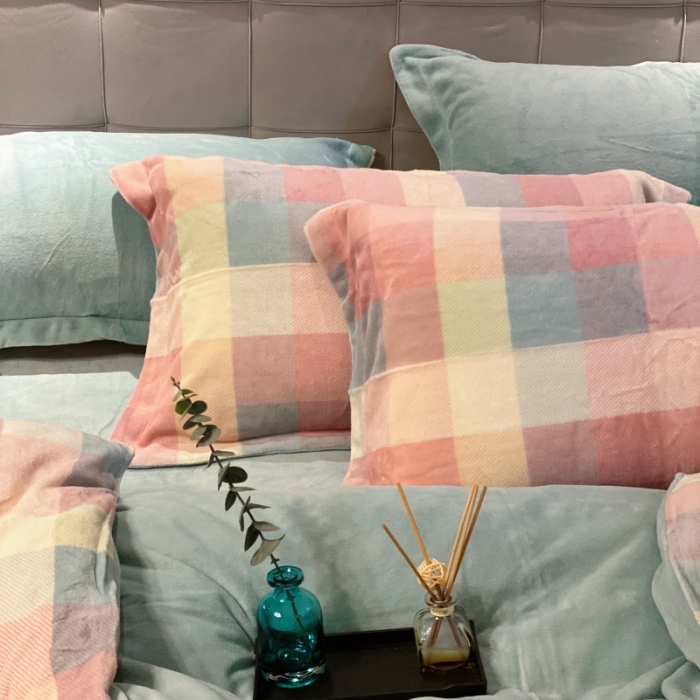 91家纺网 家纺一手货源 找家纺 棉生活 2021新款小清新牛奶绒四件套 布丁格粉