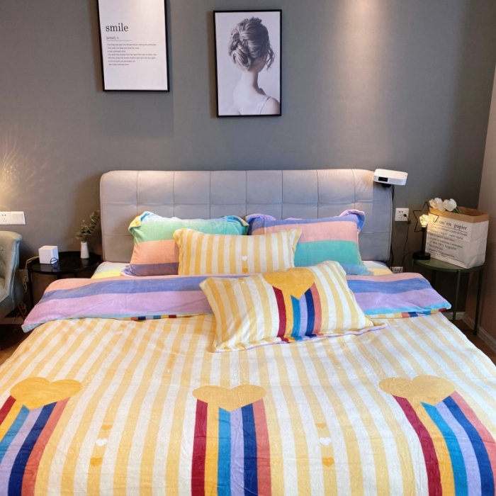 91家纺网 家纺一手货源 找家纺 棉生活 2021新款小清新牛奶绒四件套 彩虹洋-黄