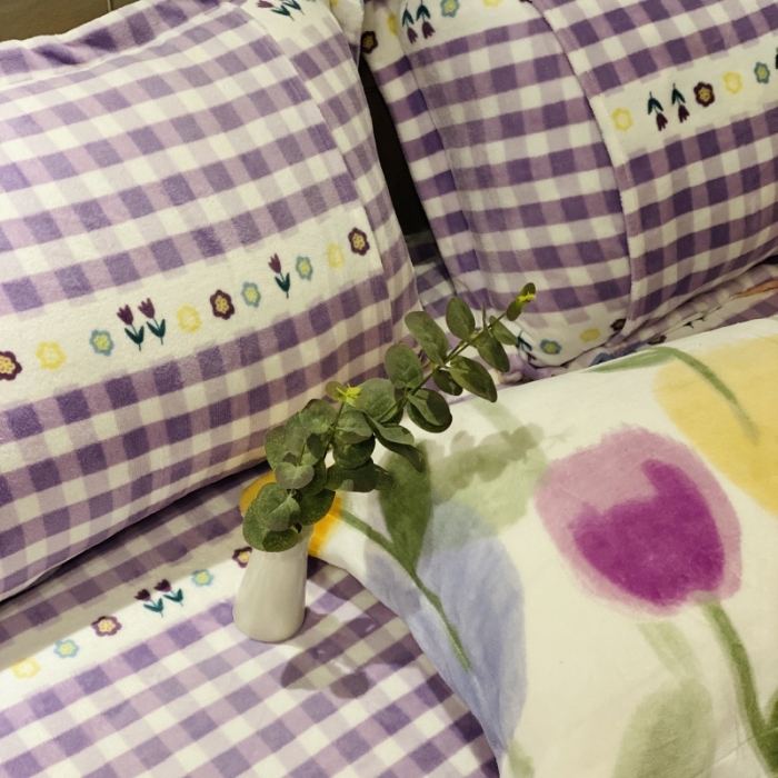 91家纺网 家纺一手货源 找家纺 棉生活 2021新款小清新牛奶绒四件套 彩色郁金香