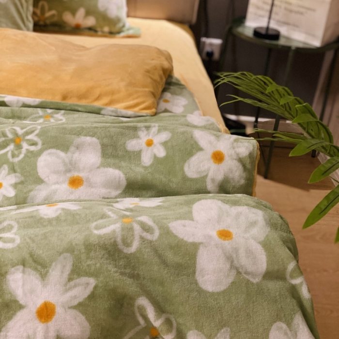 91家纺网 家纺一手货源 找家纺 棉生活 2021新款小清新牛奶绒四件套 清野