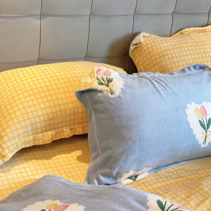 91家纺网 家纺一手货源 找家纺 棉生活 2021新款小清新牛奶绒四件套 心朵