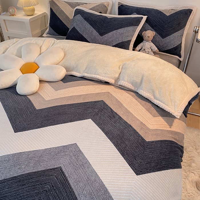 91家纺网 家纺一手货源 找家纺 琪格格 2022大包边保暖四件套 A牛奶绒B兔兔绒-几何时尚