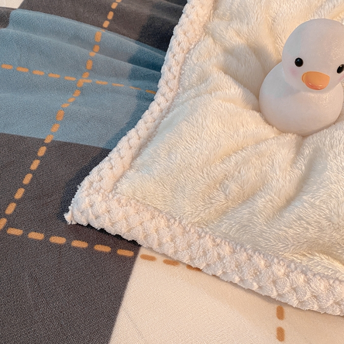 91家纺网 家纺一手货源 找家纺 琪格格 2022大包边保暖四件套 A牛奶绒B兔兔绒-菱形空间