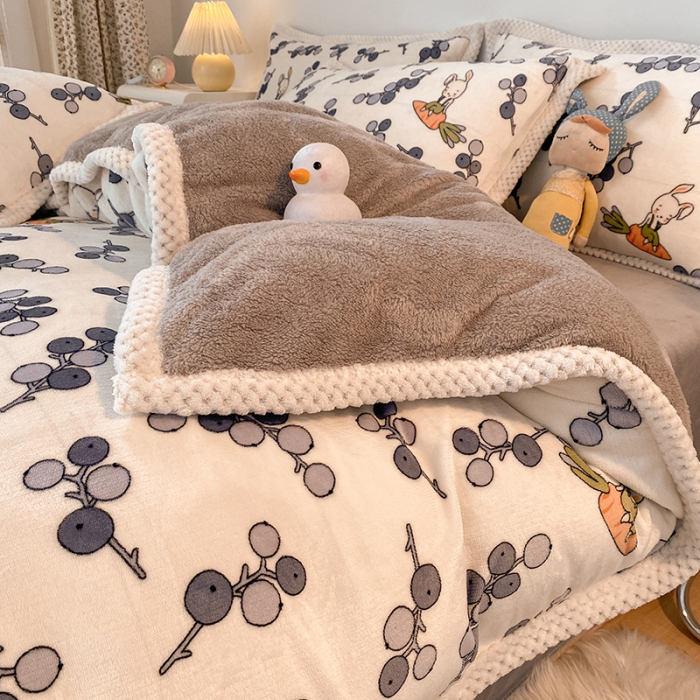 91家纺网 家纺一手货源 找家纺 琪格格 2022大包边保暖四件套 A牛奶绒B兔兔绒- 俏皮兔