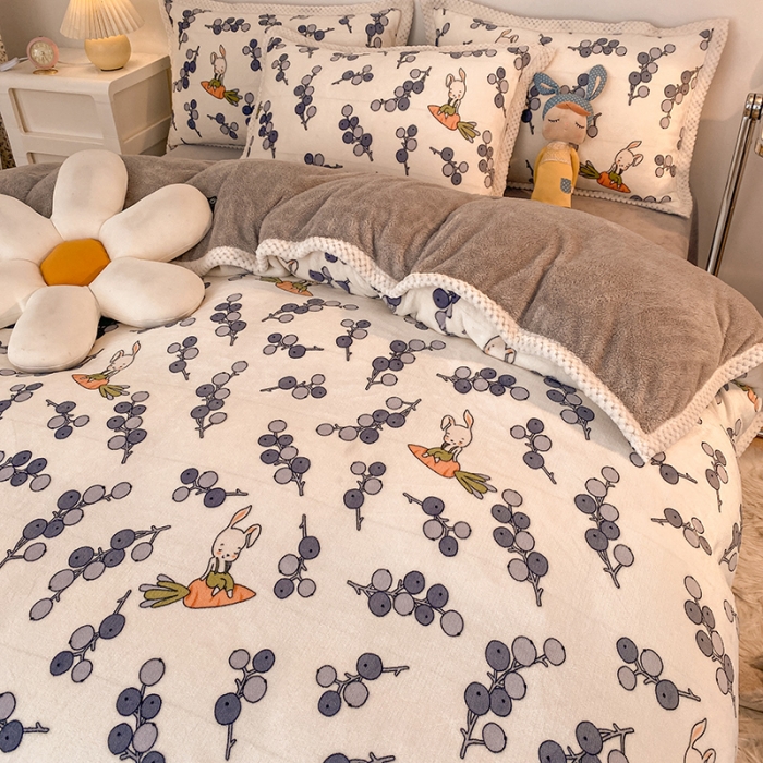 91家纺网 家纺一手货源 找家纺 琪格格 2022大包边保暖四件套 A牛奶绒B兔兔绒- 俏皮兔