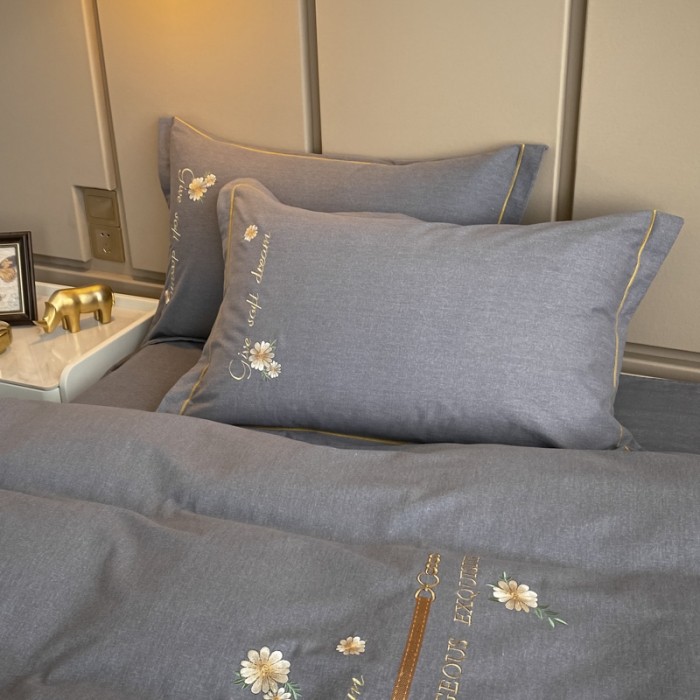 91家纺网 家纺一手货源 找家纺 雲归梦 2021新款全棉生态磨毛刺绣四件套 慕思-灰