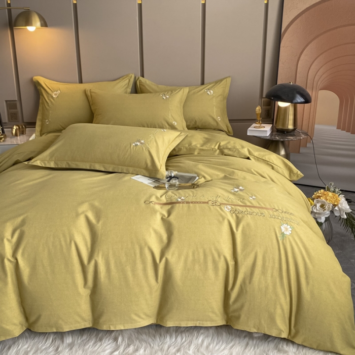 91家纺网 家纺一手货源 找家纺 雲归梦 2021新款全棉生态磨毛刺绣四件套 慕思-米黄