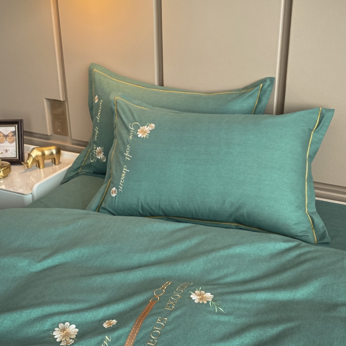 91家纺网 家纺一手货源 找家纺 雲归梦 2021新款全棉生态磨毛刺绣四件套 慕思-青绿