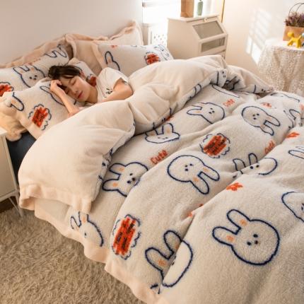 91家纺网 家纺一手货源 找家纺 印季 2024新款印花泰迪绒花边四件套 蓝兔