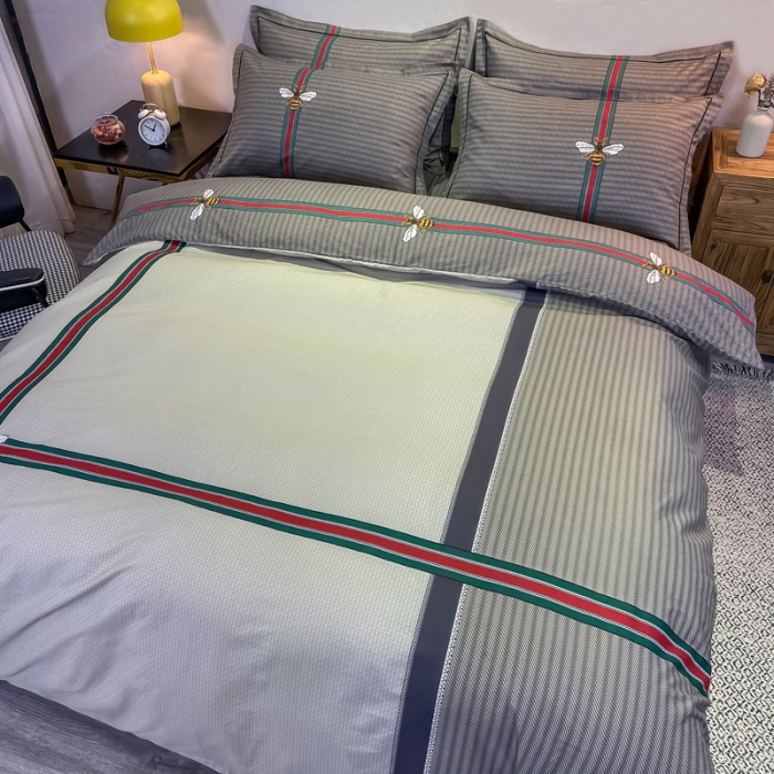 91家纺网 家纺一手货源 找家纺 金爱家 2021新款大版磨毛条格简约四件套 极简主义