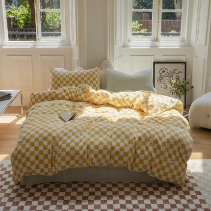 91家纺网 家纺一手货源 找家纺 洋铭区 2021冬季新品棋盘格牛奶绒四件套 初恋黄格