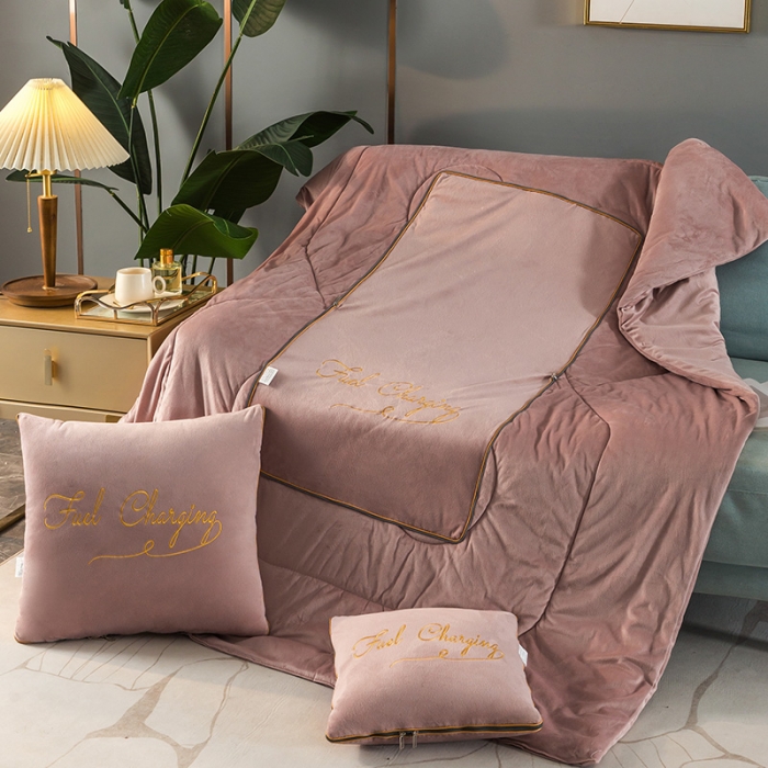 91家纺网 家纺一手货源 找家纺 照世家纺2021新款水晶绒抱枕-字母款 豆沙