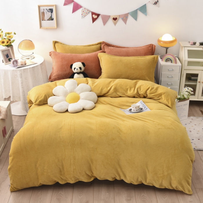 91家纺网 家纺一手货源 找家纺 优彩 2021新款高克重纯色混搭牛奶绒四件套 芥末黄