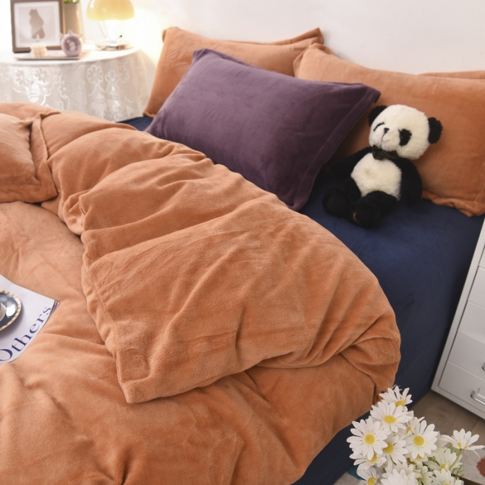 91家纺网 家纺一手货源 找家纺 优彩 2021新款高克重纯色混搭牛奶绒四件套 蜜橙