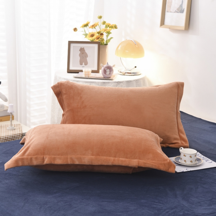 91家纺网 家纺一手货源 找家纺 优彩 2021新款高克重纯色混搭牛奶绒四件套 蜜橙