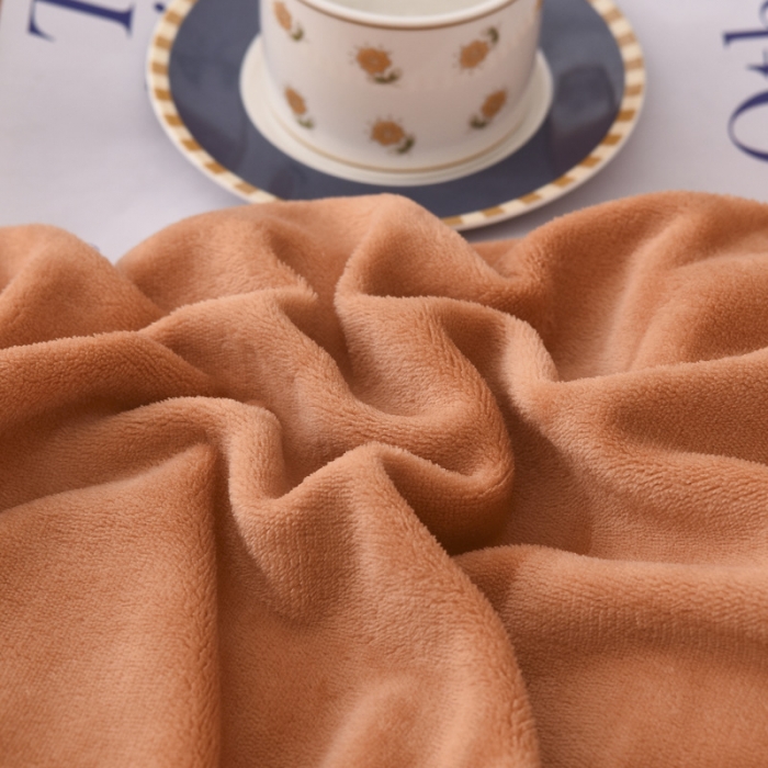 91家纺网 家纺一手货源 找家纺 优彩 2021新款高克重纯色混搭牛奶绒四件套 蜜橙