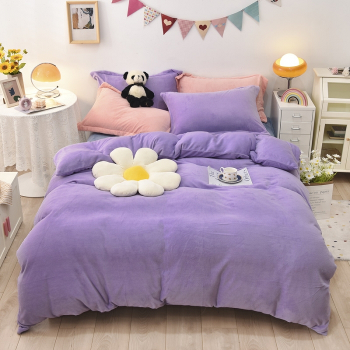 91家纺网 家纺一手货源 找家纺 优彩 2021新款高克重纯色混搭牛奶绒四件套 香芋紫