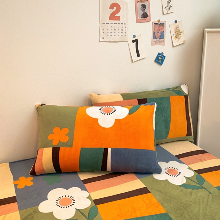 91家纺网 家纺一手货源 找家纺 金爱家 2021新款跑量款牛奶绒四件套 多彩向阳花