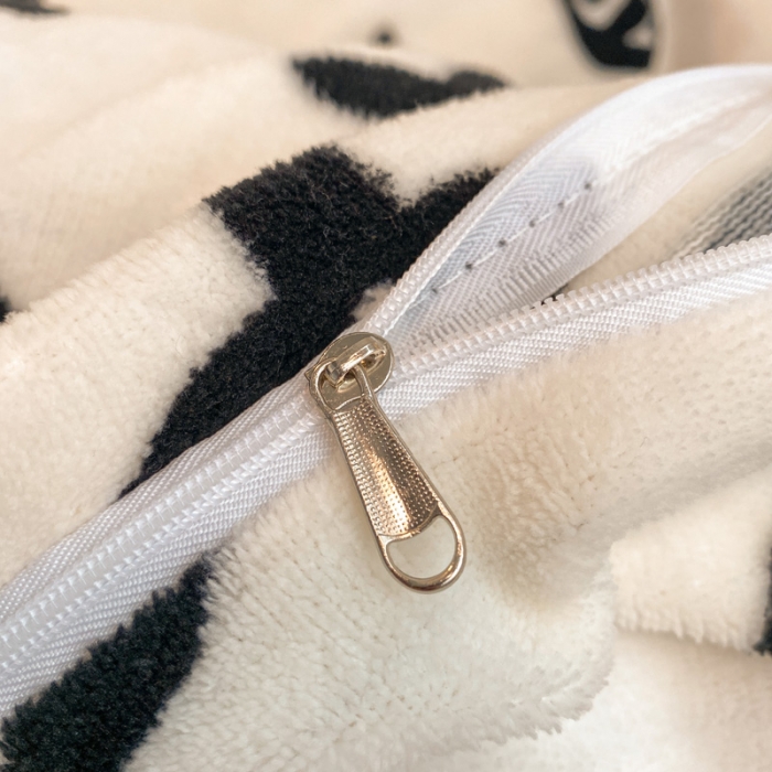 91家纺网 家纺一手货源 找家纺 金爱家 2021新款跑量款牛奶绒四件套 流行元素