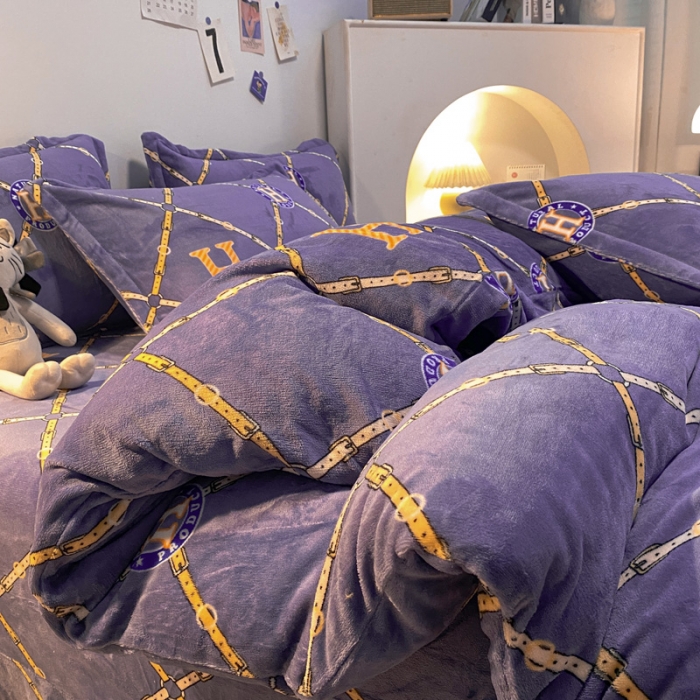 91家纺网 家纺一手货源 找家纺 金爱家 2021新款跑量款牛奶绒四件套 时光隧道