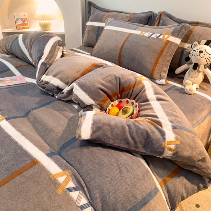 91家纺网 家纺一手货源 找家纺 金爱家 2021新款跑量款牛奶绒四件套 格言